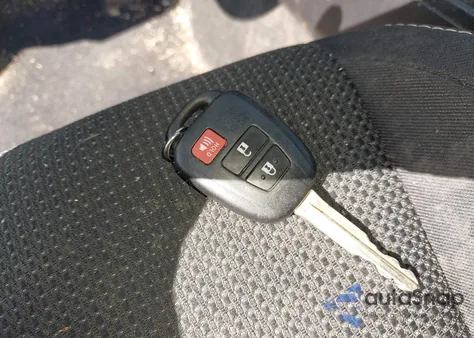 2017 Toyota Rav4 Xle из США, поврежденный, VIN JTMRFREV8HJ142942